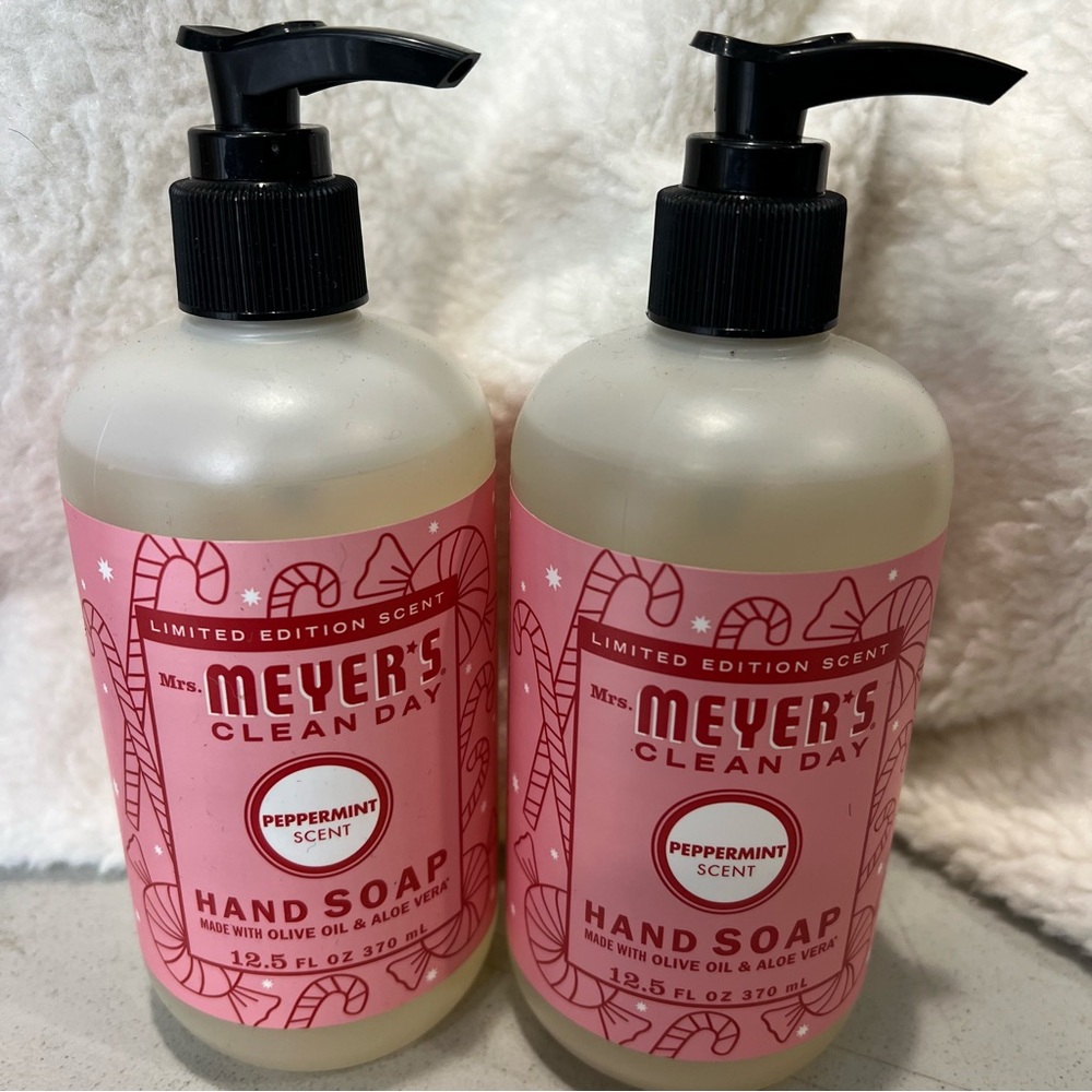 Mrs. Meyer’s Clean Day PEPPERMINT Scent Hand Soap w/ olive oil & aloe vera 2pk